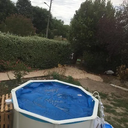 T2 Climatise Baignoire Terrasse Jacuzzi Piscine Sauna Apartment